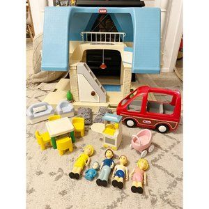 Little Tikes Vintage Dollhouse with furniture family and van EUC